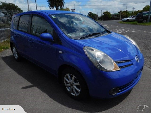 2005 Nissan Note