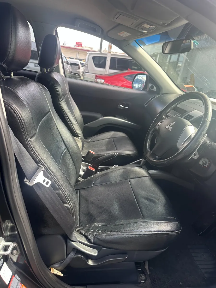 2005 Mitsubishi Outlander 7 Seater Carousel 8
