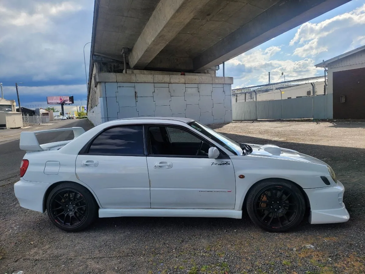 2001 Subaru Impreza Carousel 5