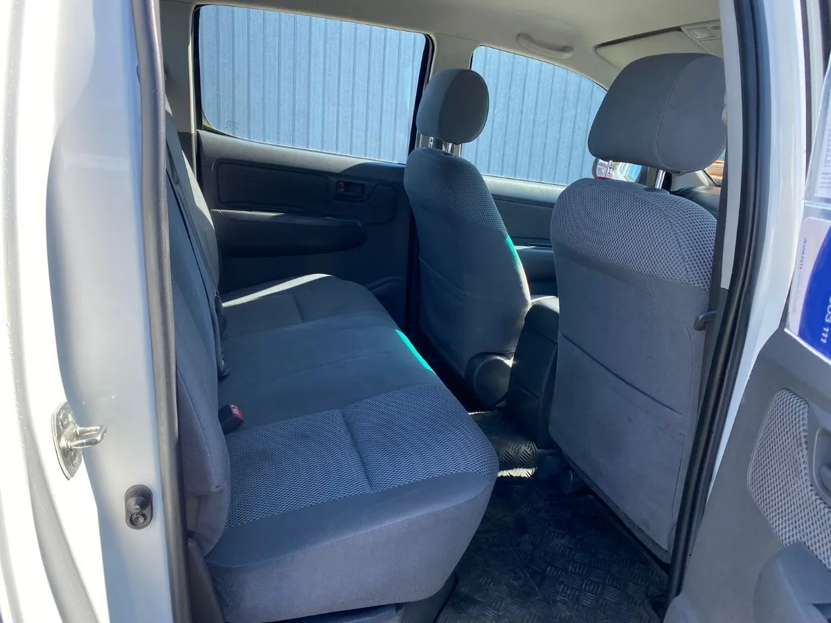 2014 Toyota Hilux 2WD 3.0TD DC UTE 5M Carousel 5