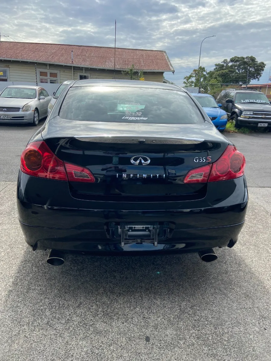 2007 Nissan Skyline Carousel 7