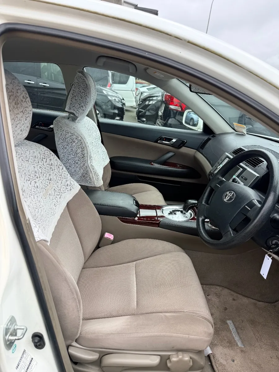 2006 Toyota Mark-X Carousel 8
