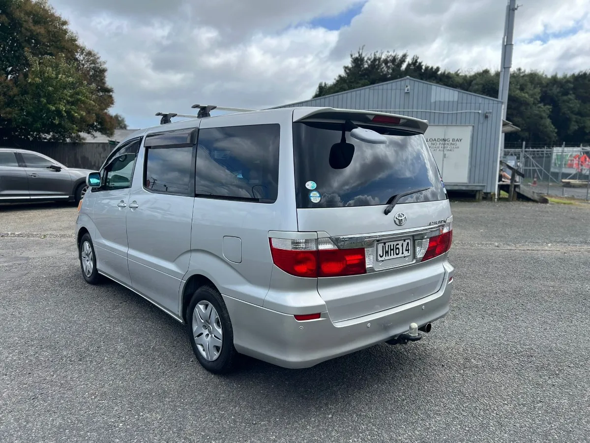 2004 Toyota Alphard Carousel 3