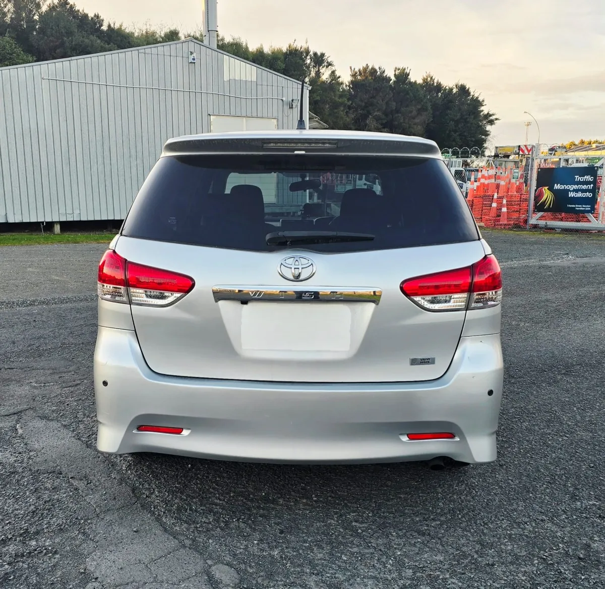 2009 Toyota Wish Carousel 2
