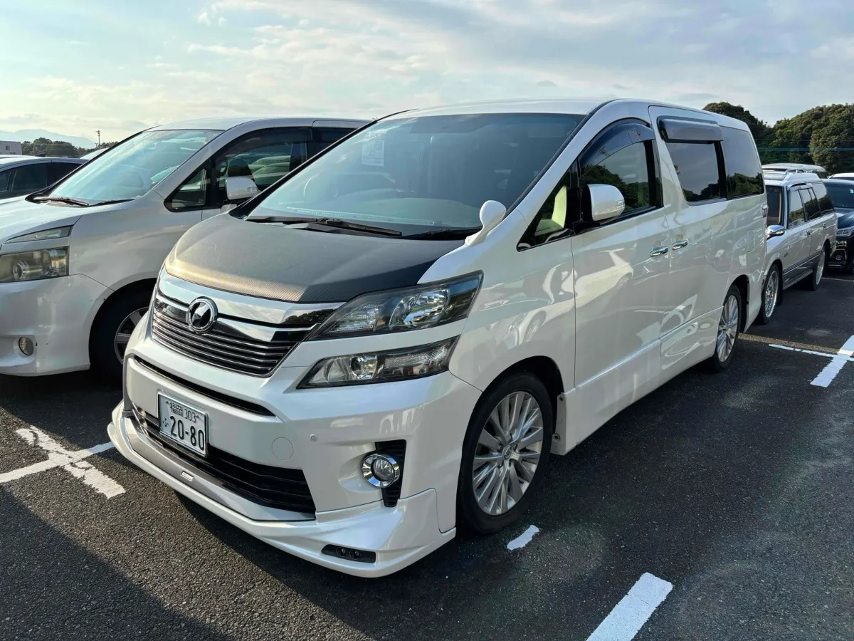 2012 Toyota Vellfire