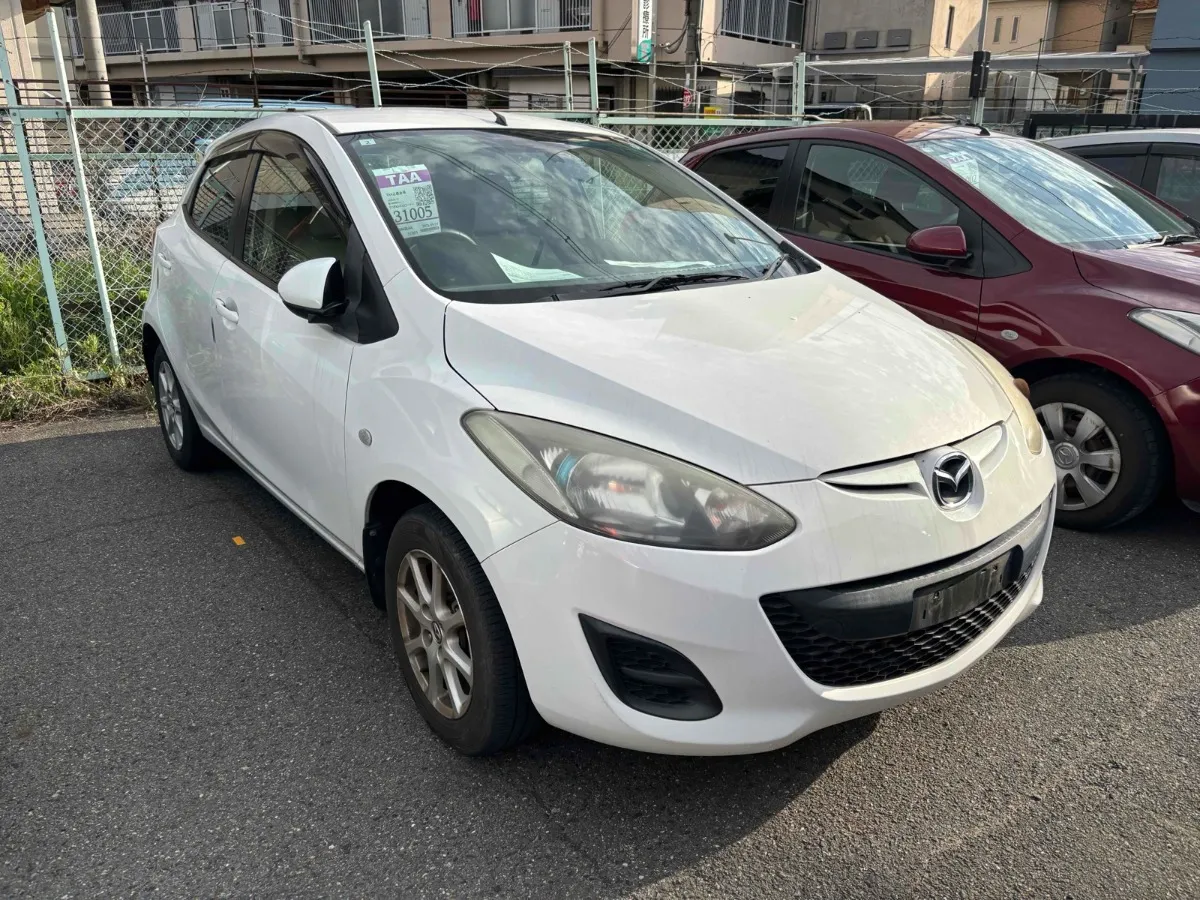 2012 Mazda Demio