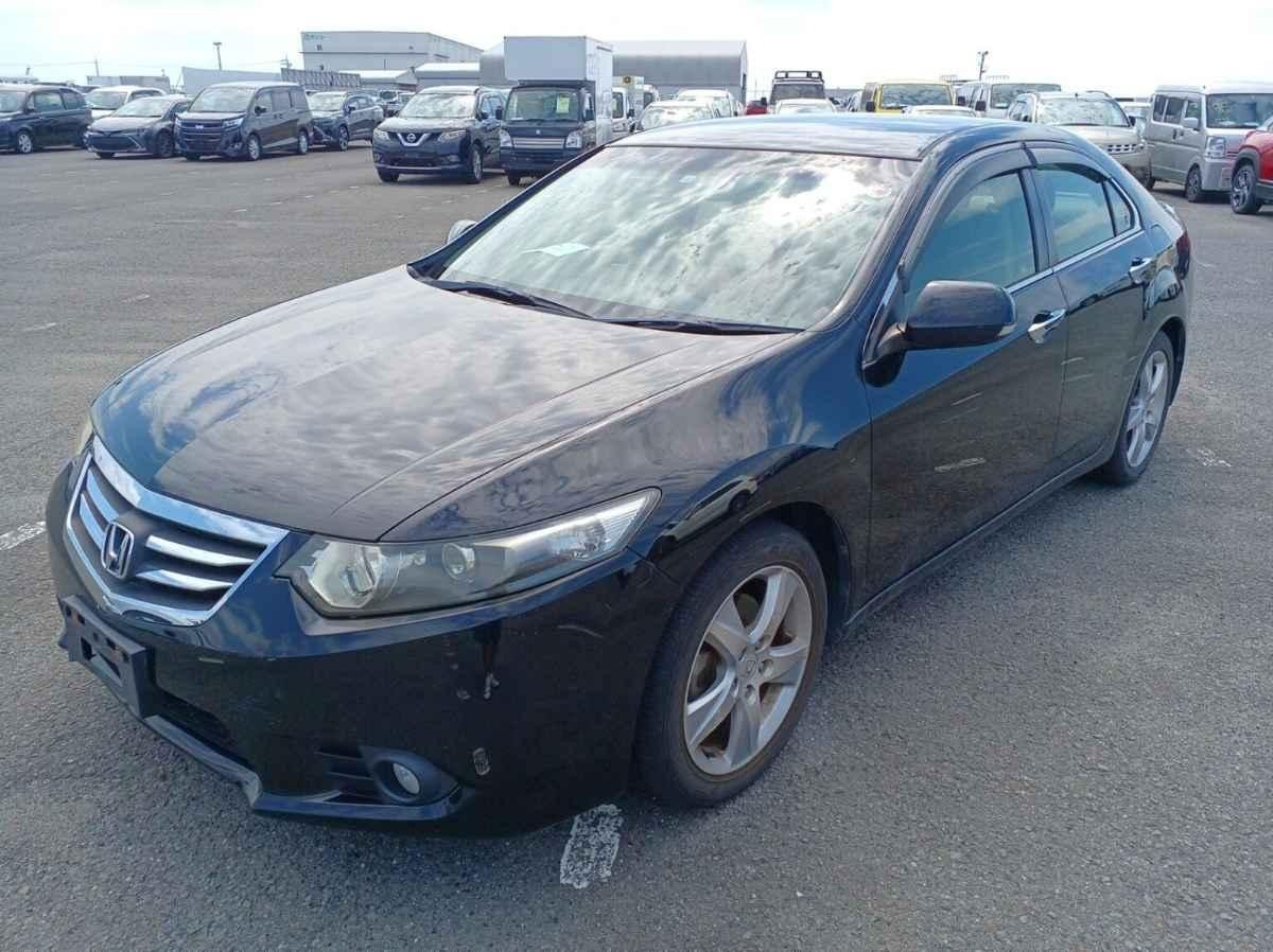 2012 Honda Accord 2.0L SOHC ｉ-VTEC Carousel 1