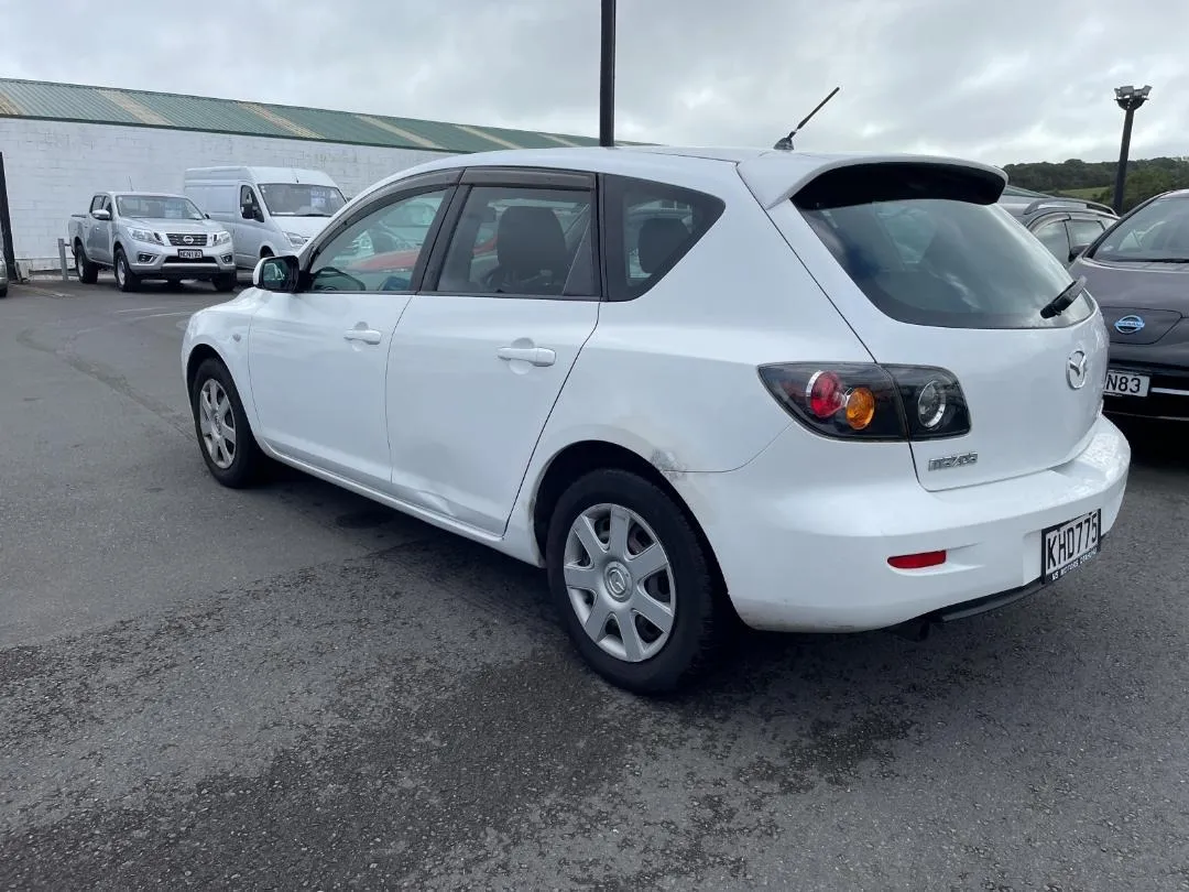 2006 Mazda Axela 1.5L Carousel 4