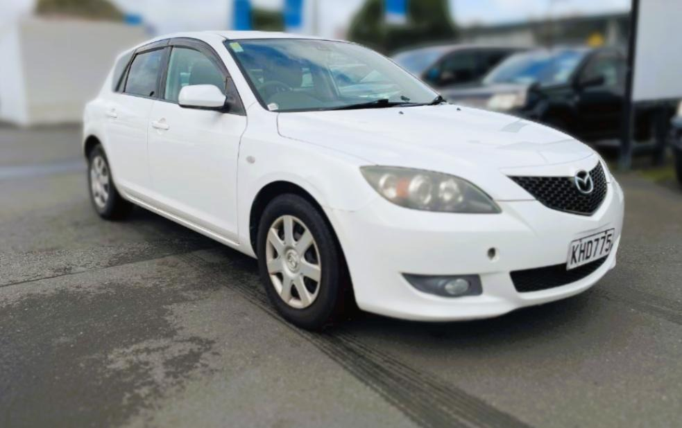 2006 Mazda Axela 1.5L Carousel 1
