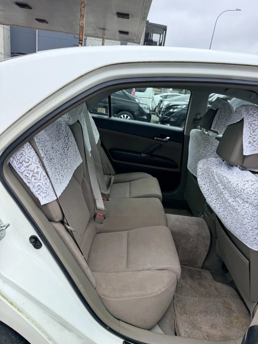 2006 Toyota Mark-X Carousel 9