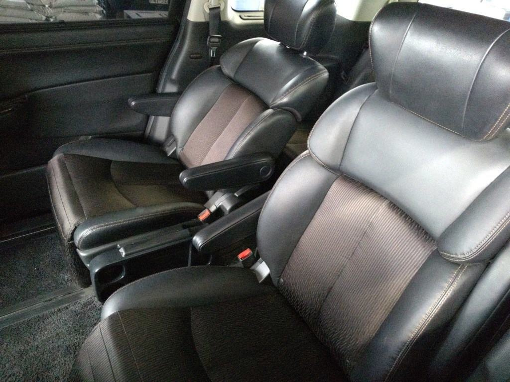 2015 Nissan Elgrand Carousel 1