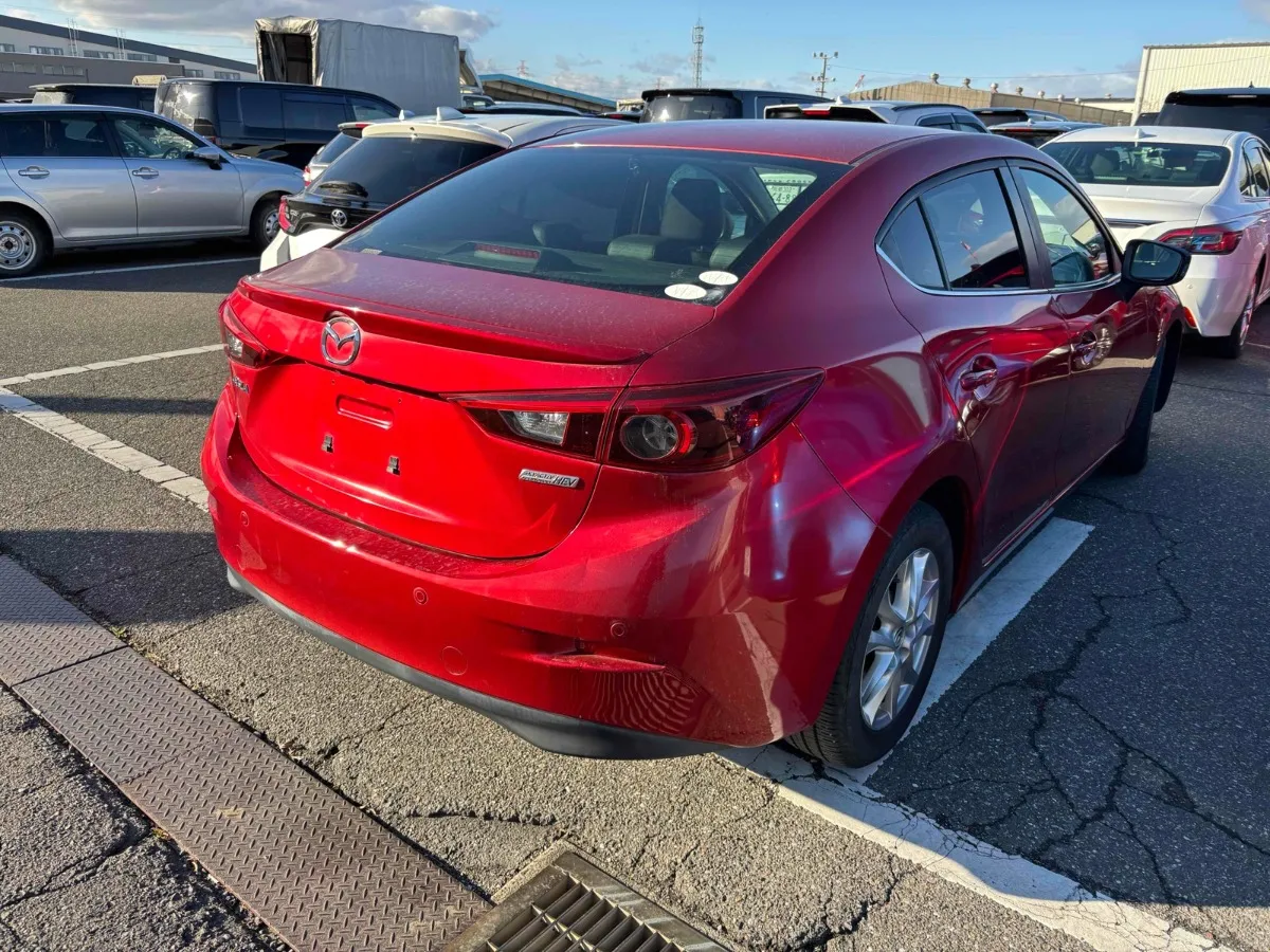 2014 Mazda Axela Carousel 3