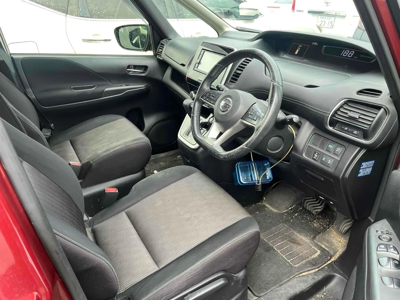 2017 Nissan Serena 5D HIGHWAY STAR PROPILOT EDITION Carousel 2