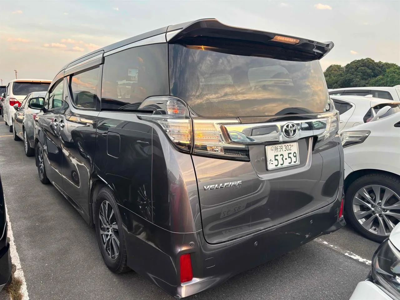 2015 Toyota Vellfire 2.5Z 8SEATS Carousel 3