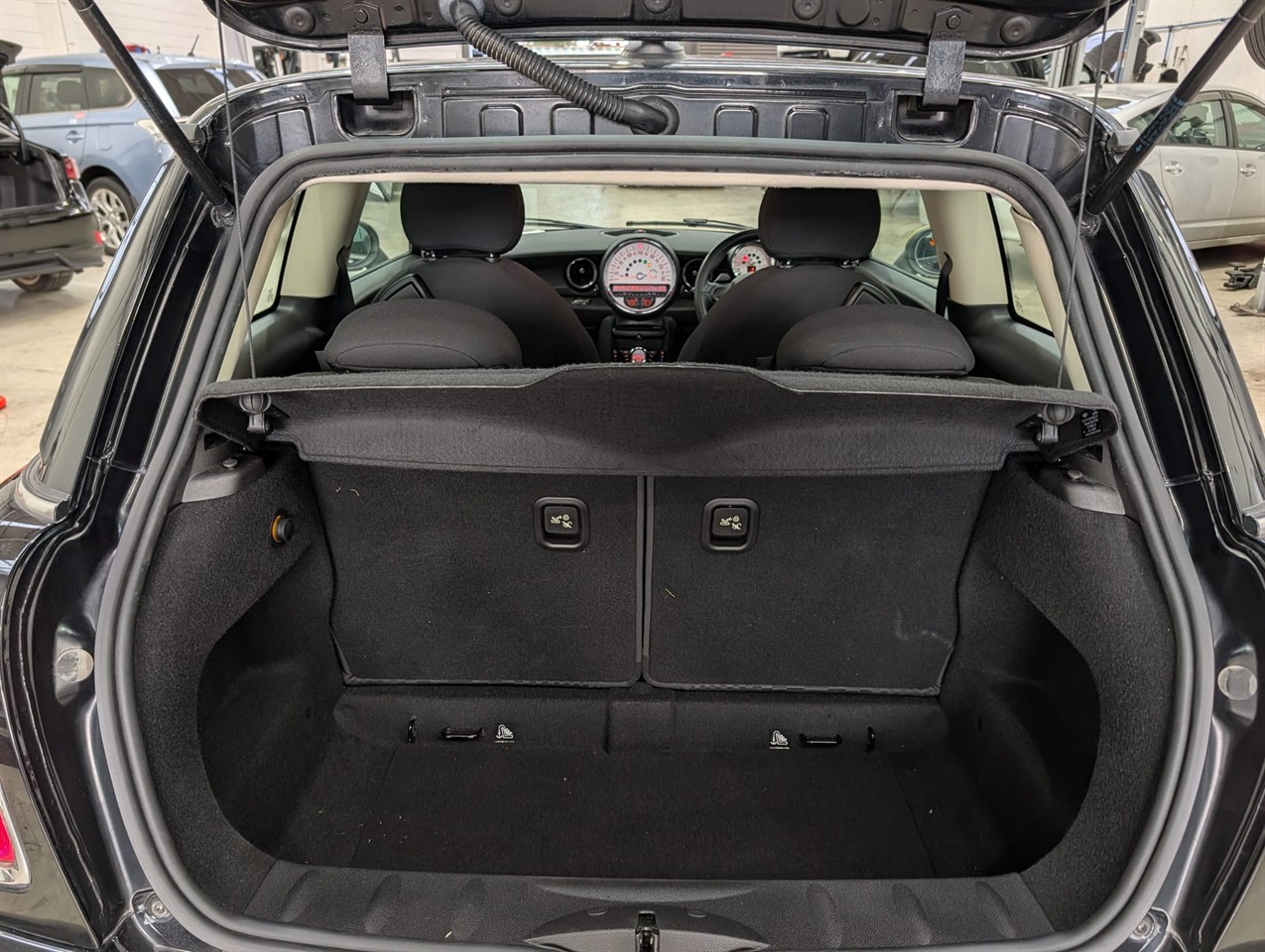 2013 Mini Cooper S Carousel 1