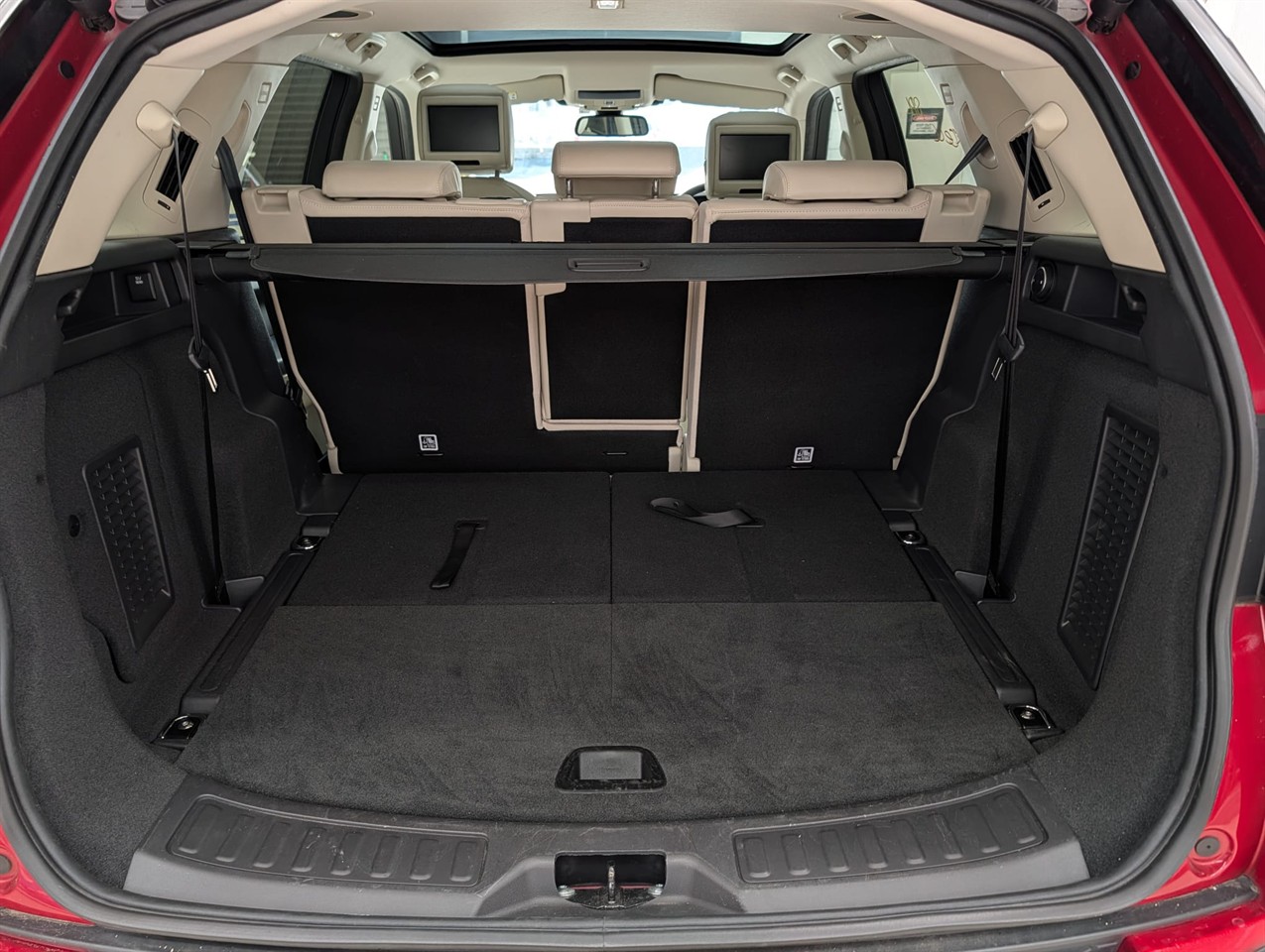 2016 Land Rover Discovery Sport HSE Luxury Carousel 2