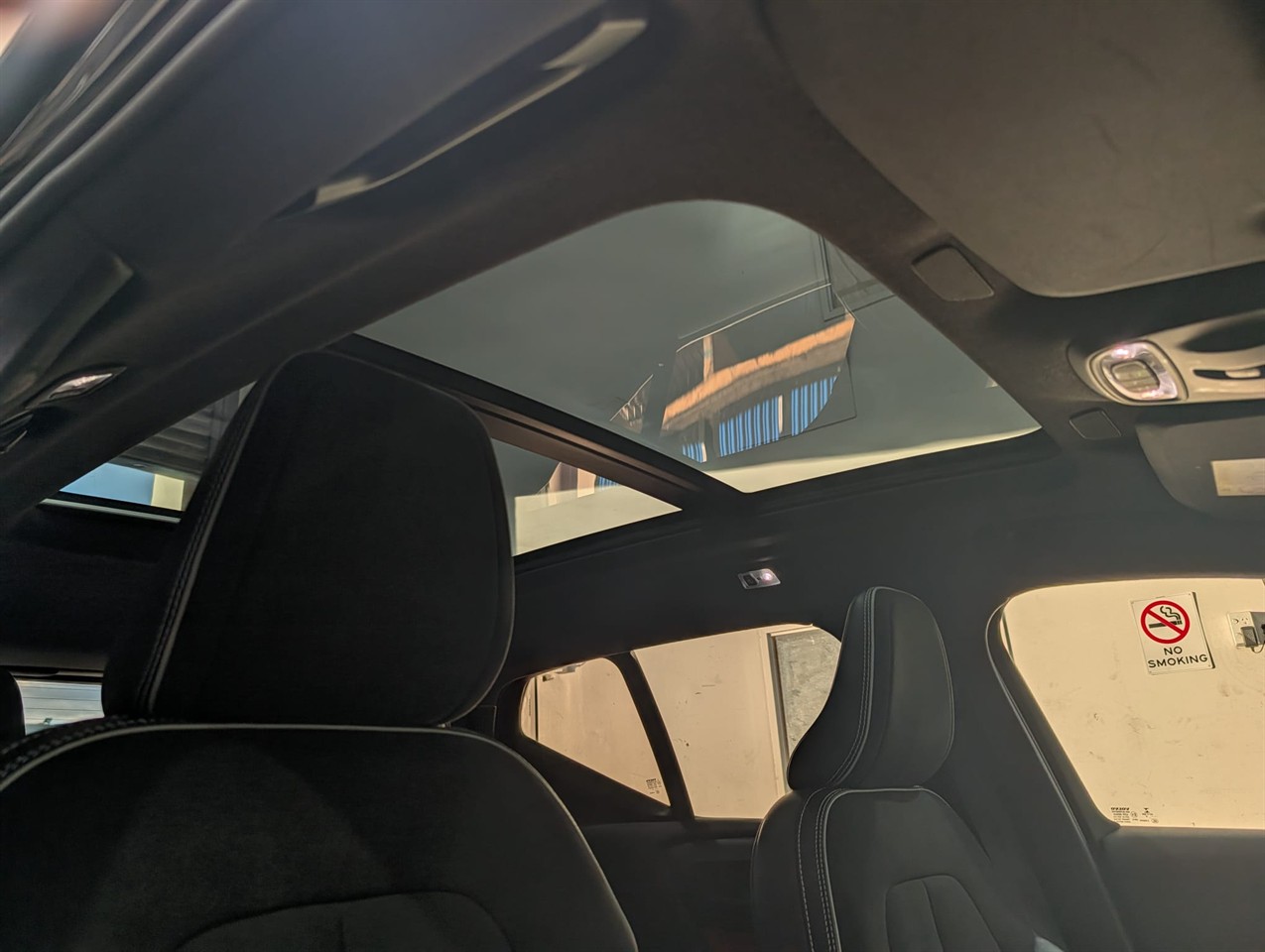 2018 Volvo XC40 4wd R Design T5 Carousel 4