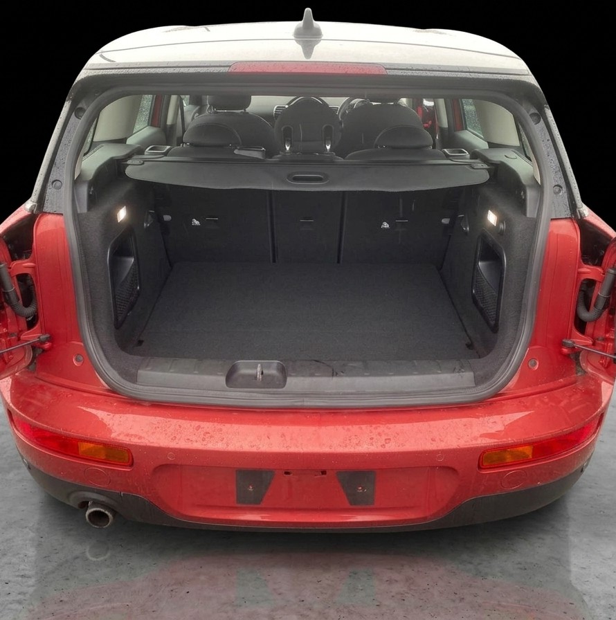 2020 Mini Cooper D Clubman Carousel 17