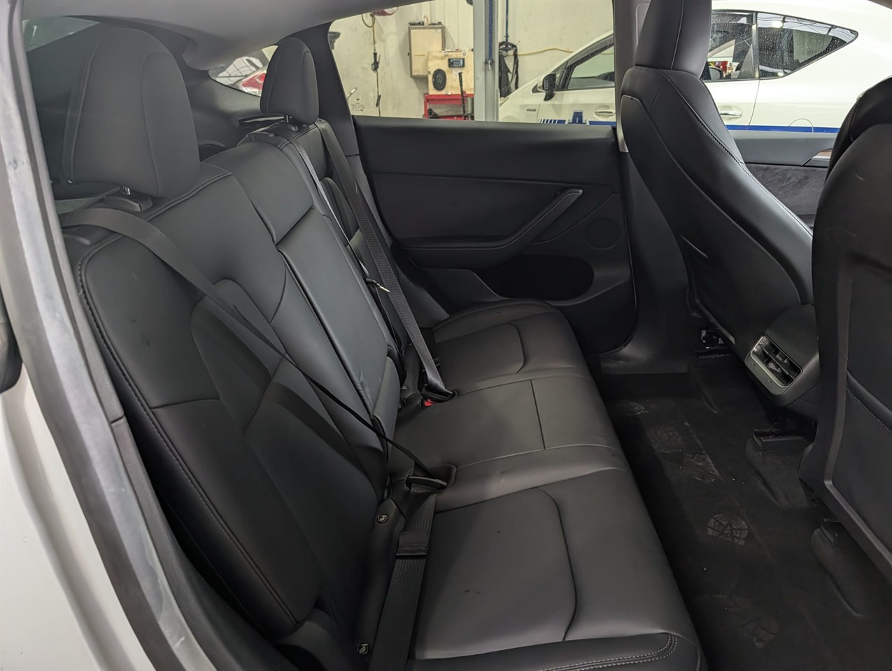 2022 TESLA Model Y Carousel 9