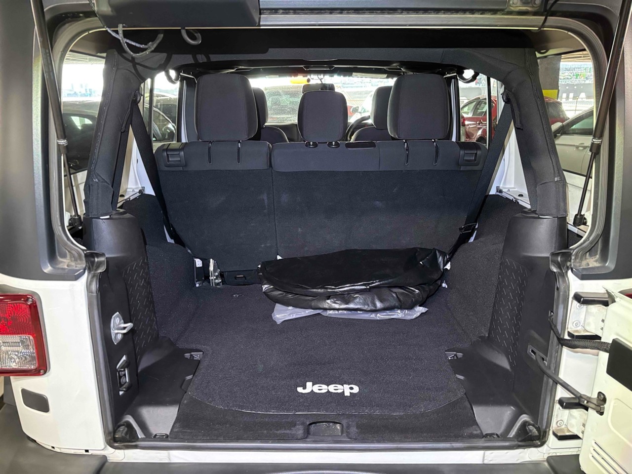 2015 Chrysler Jeep Wrangler Unlimited 4wd Carousel 4