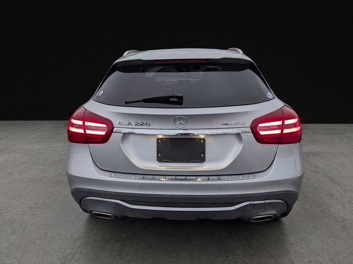 2017 Mercedes-Benz GLA220 4matic Carousel 15