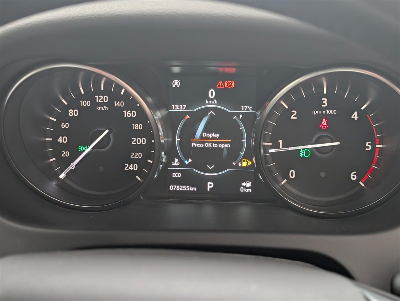 2018 Land Rover Discovery Carousel 3