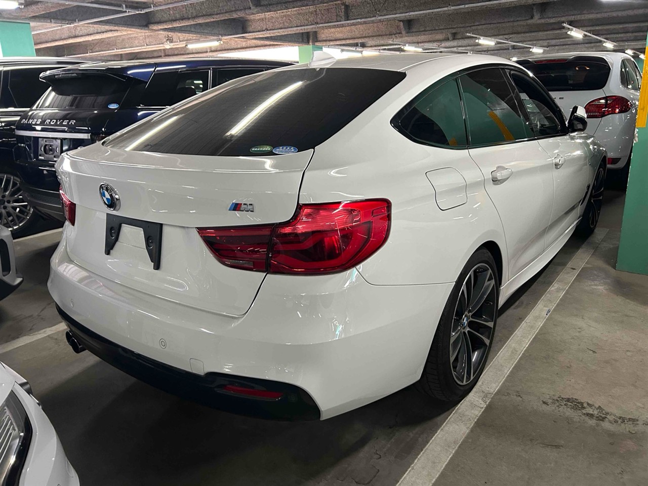2017 BMW 320I GT Carousel 1