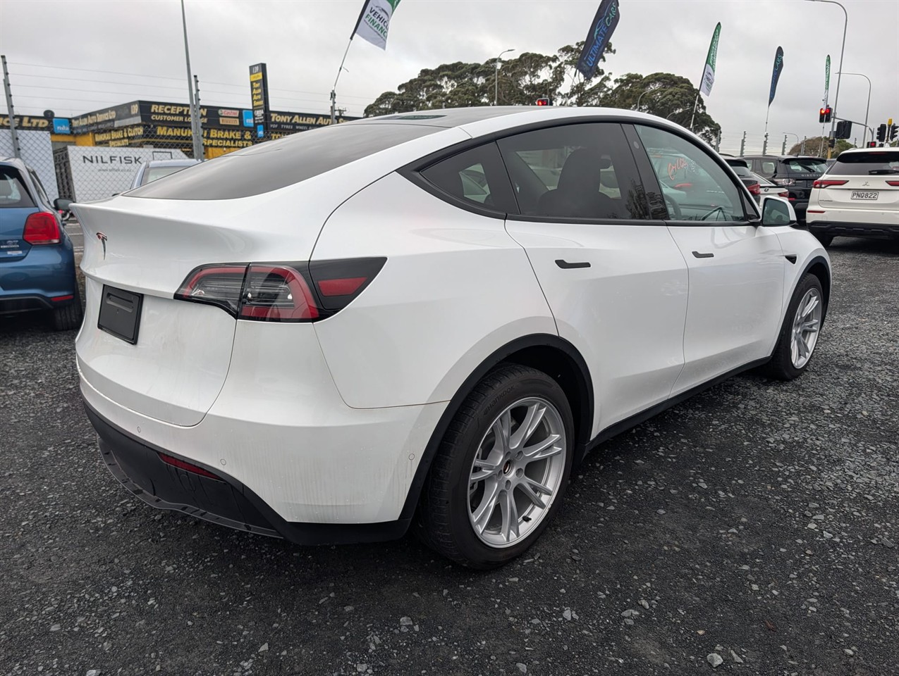 2022 TESLA Model Y Carousel 6