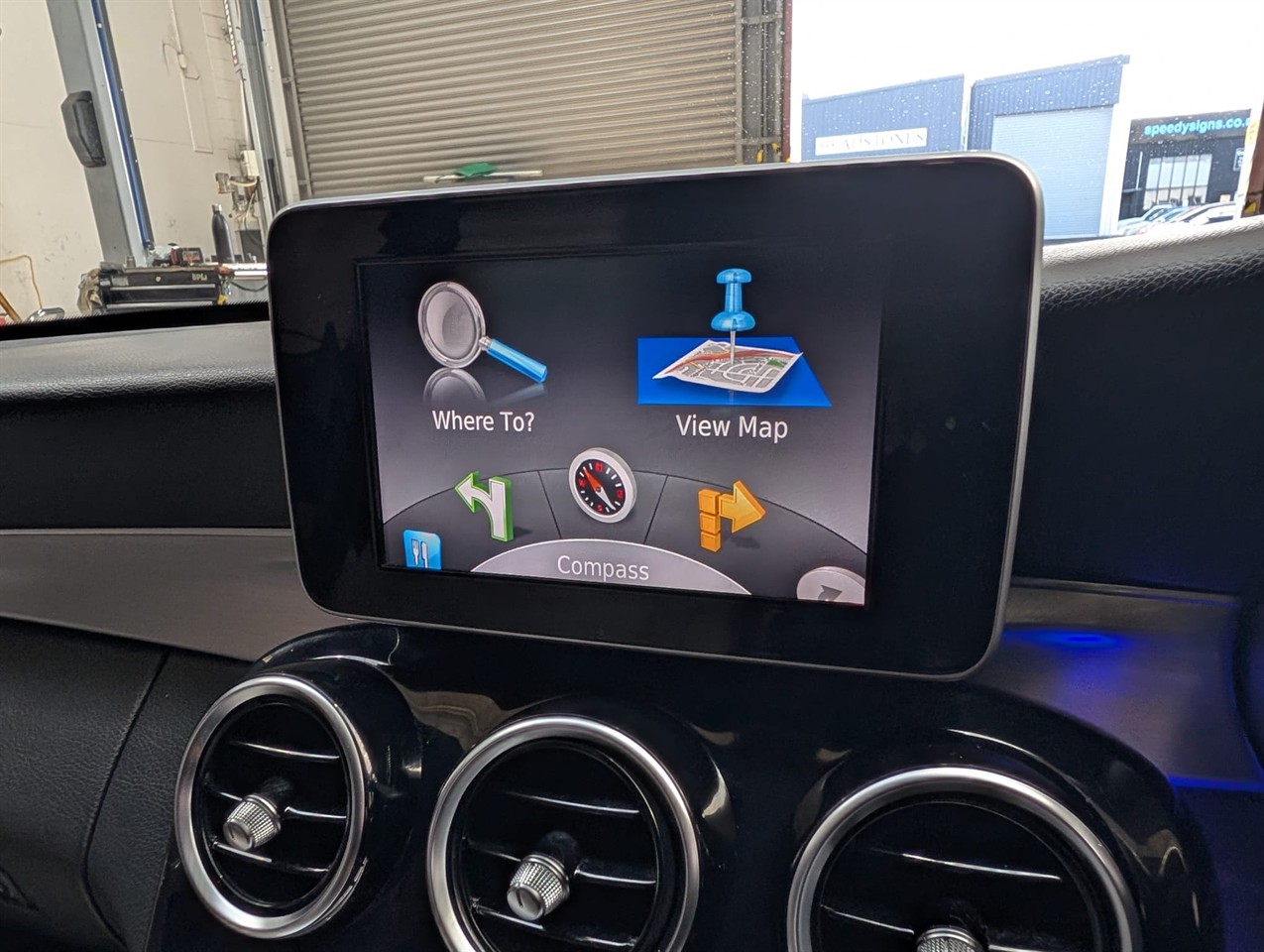 2015 Mercedes-Benz C-Class 4D C200 Carousel 4