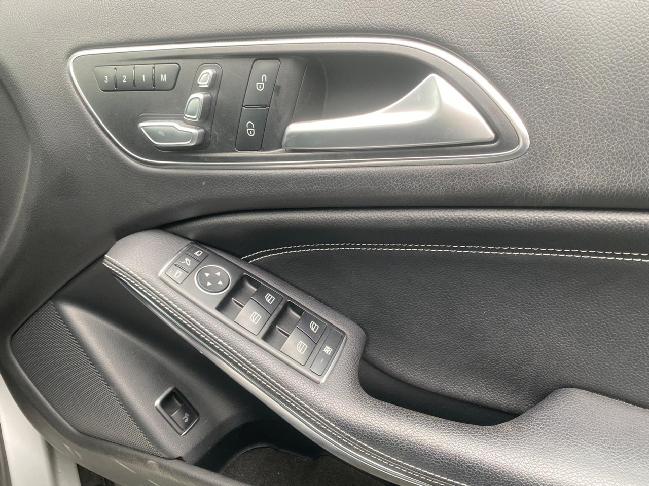 2017 Mercedes-Benz GLA220 4matic Carousel 5