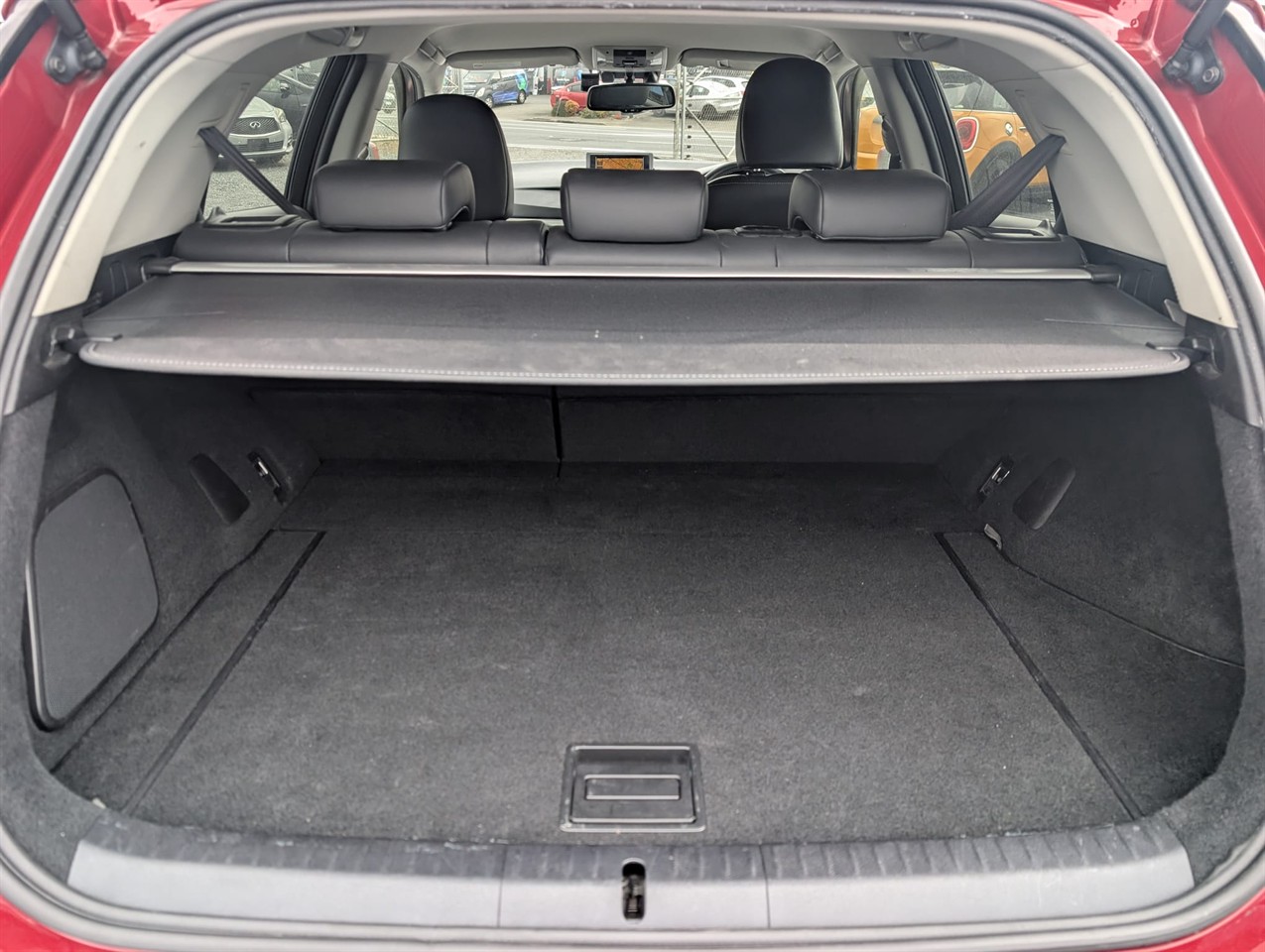 2012 Lexus CT200 h Carousel 1