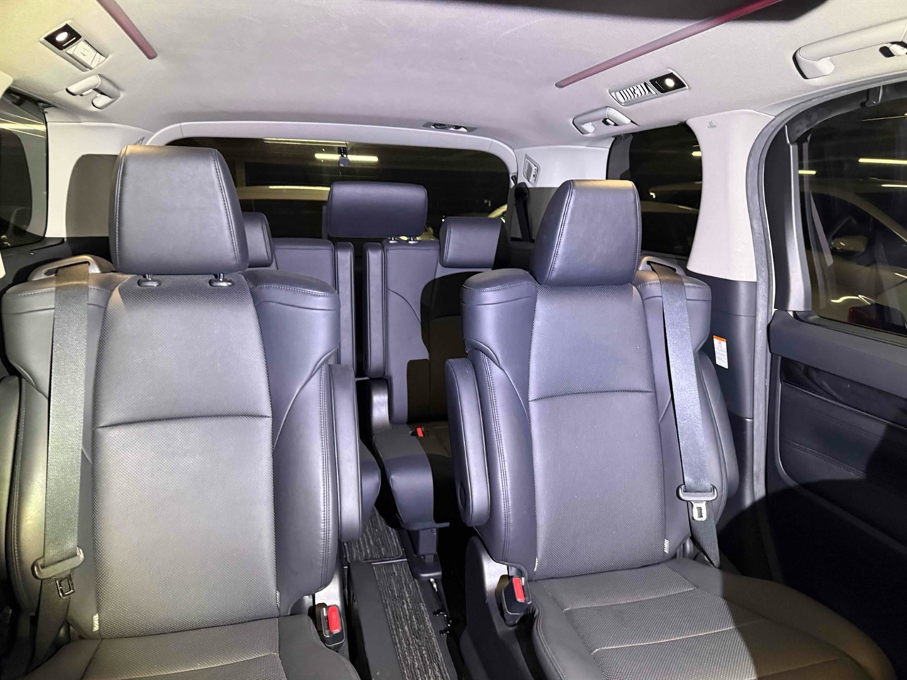 2021 Toyota Alphard HYBRID E-FOUR Carousel 3