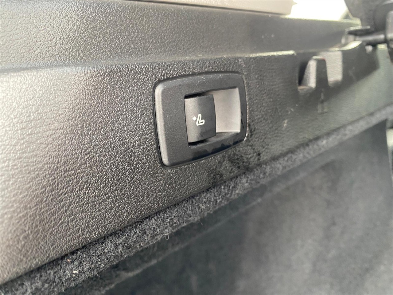 2016 BMW X1 xDrive 20i Carousel 5