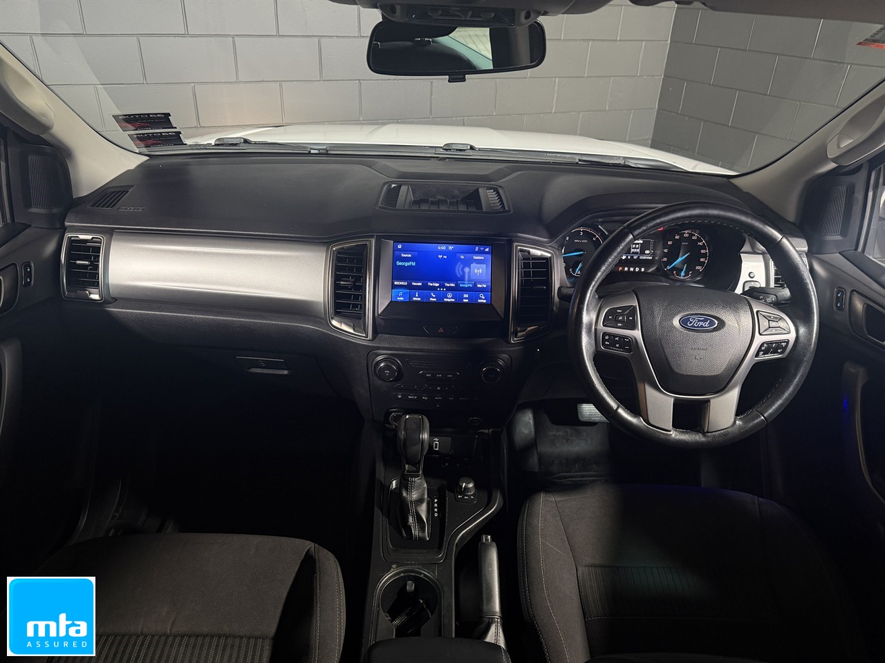 2022 Ford Ranger XLT DOUBLE CAB W/SA Collage 2