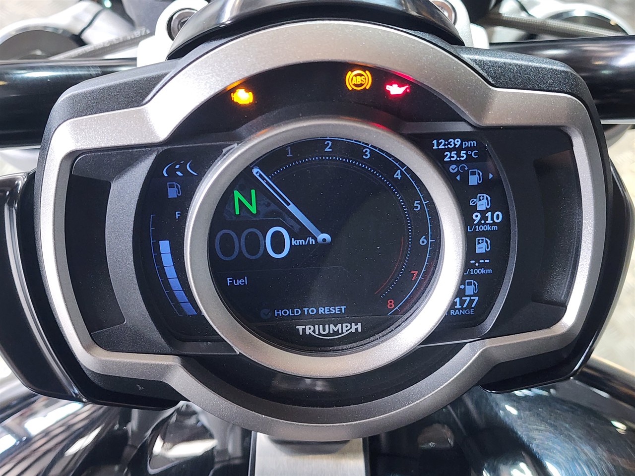 2023 Triumph Rocket 3 GT YJ1 Carousel 9