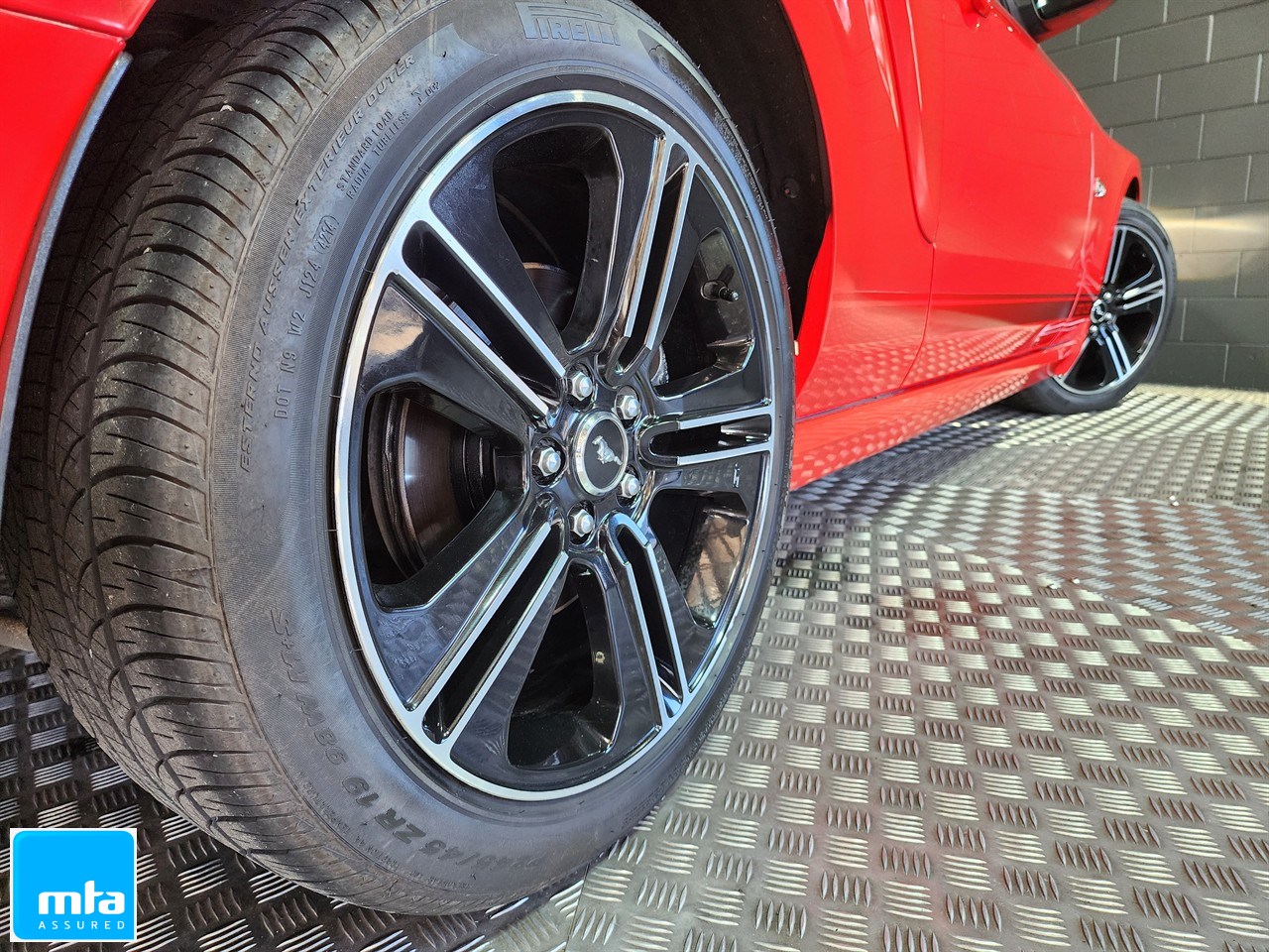 2014 Ford Mustang GT PREMIUM GT/CS Carousel 12