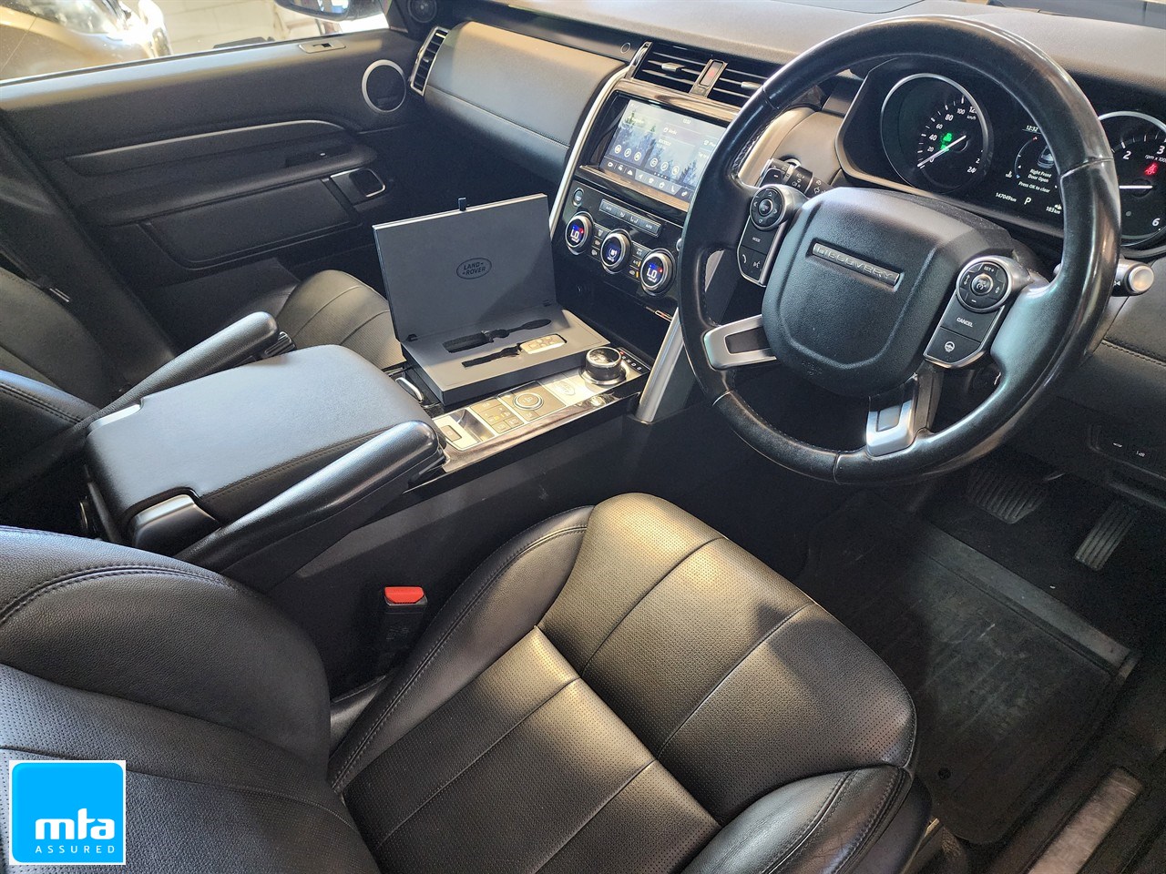 2018 Land Rover Discovery TD6 HSE 3.0DT/4WD Carousel 5