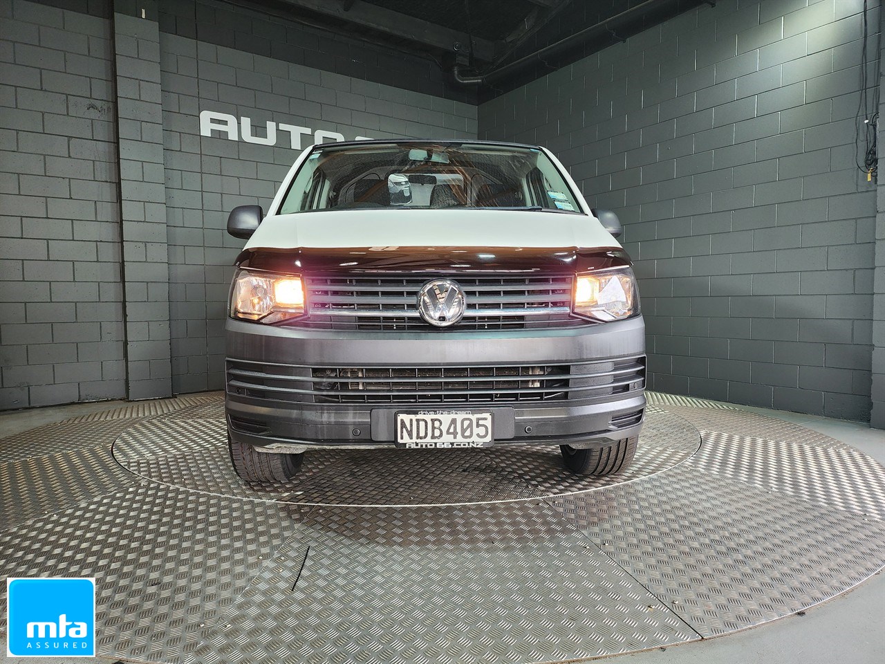 2020 Volkswagen T6 TRANSPORTER SWB 2.0D Carousel 16