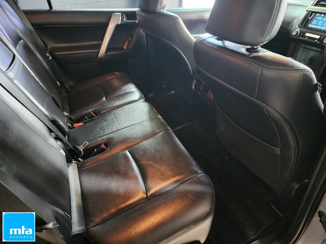 2015 Toyota Land Cruiser Prado Carousel 4
