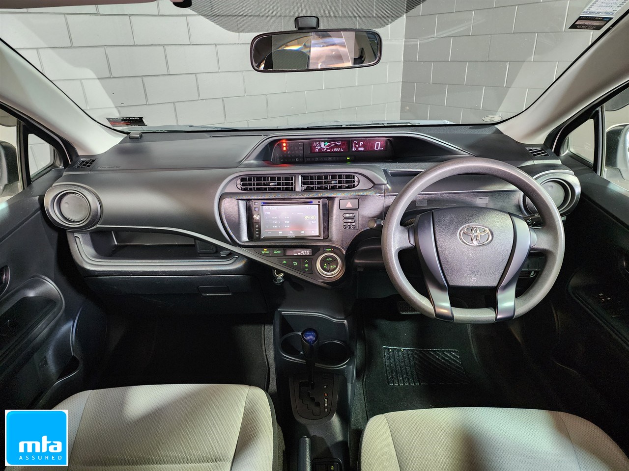 2016 Toyota Aqua Carousel 16