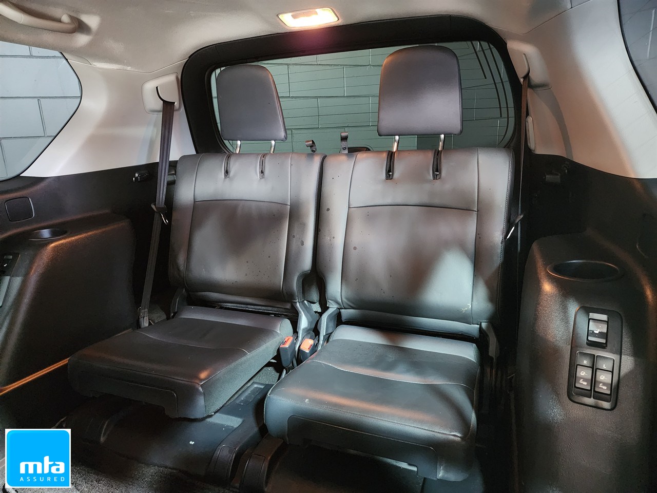 2015 Toyota Land Cruiser Prado Carousel 6