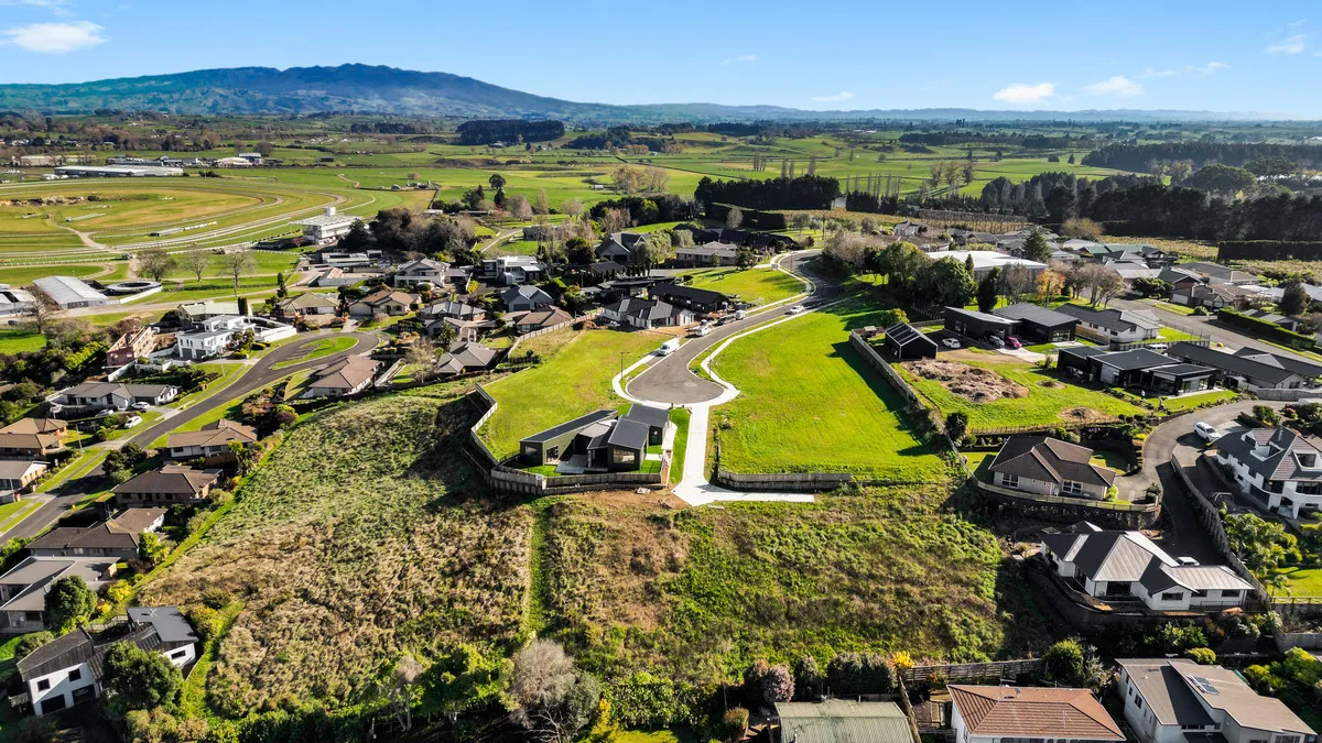 2/496 (Lot 11) Greenhill Drive