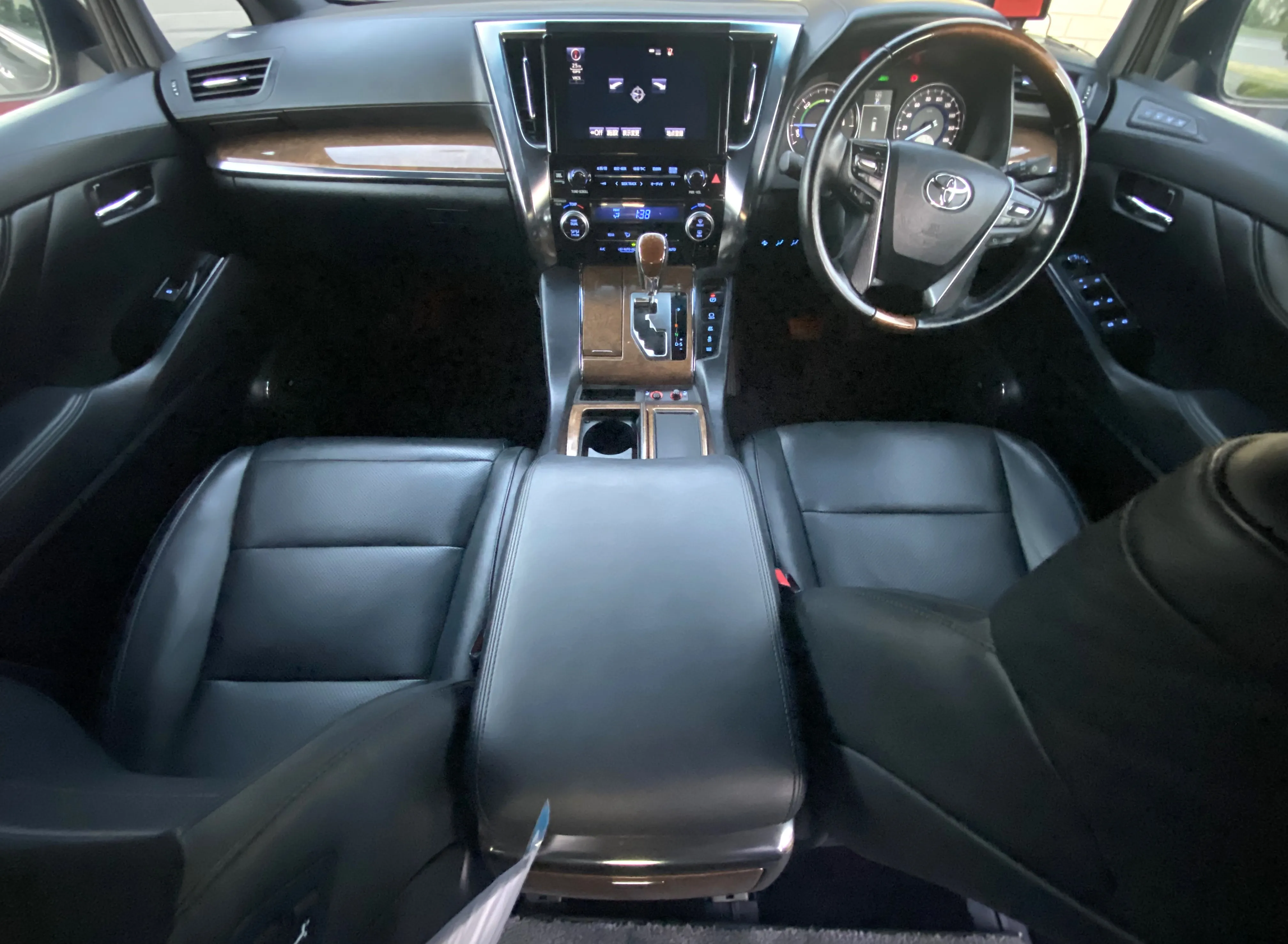 2017 Toyota ALPHARD HYBRID "TOP SPEC" 7 SEATER  Carousel 1