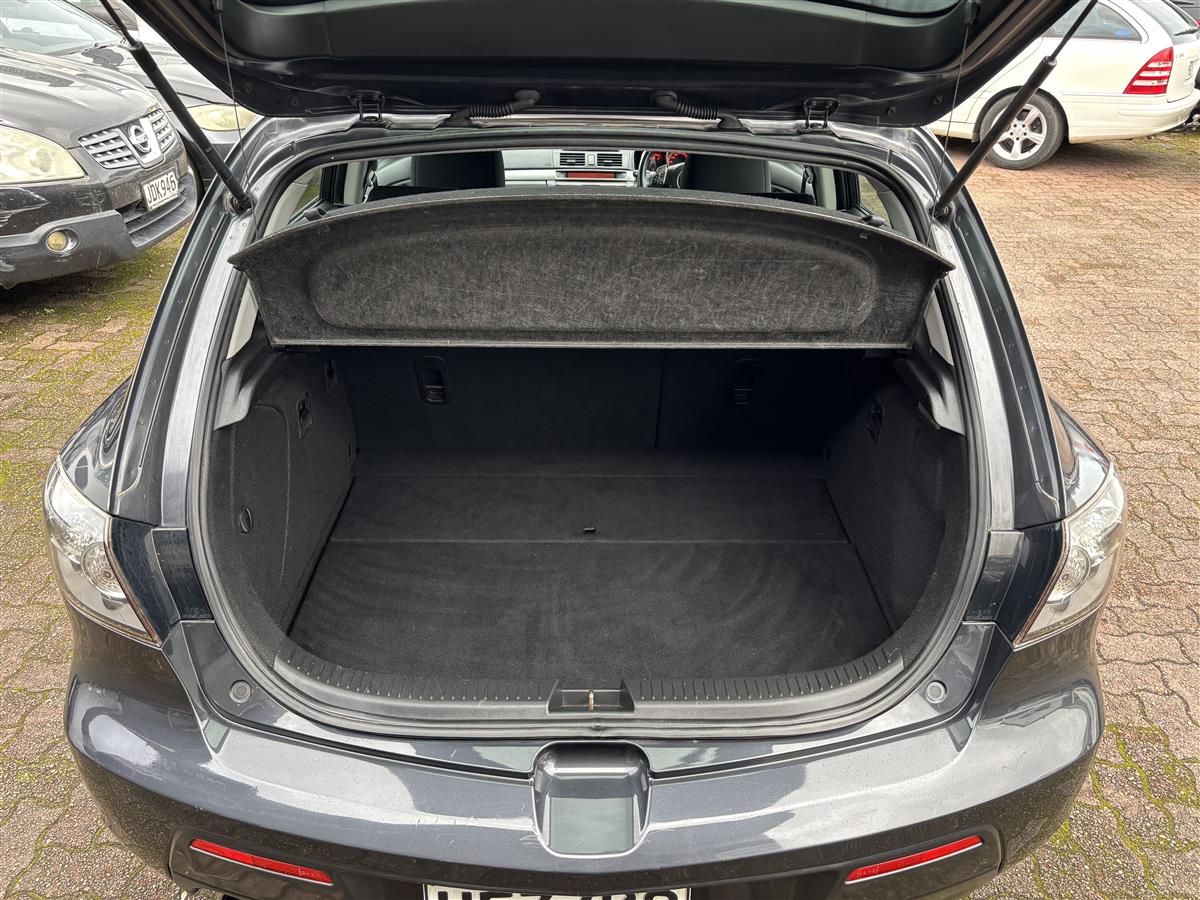2006 Mazda Axela SP23 Carousel 4