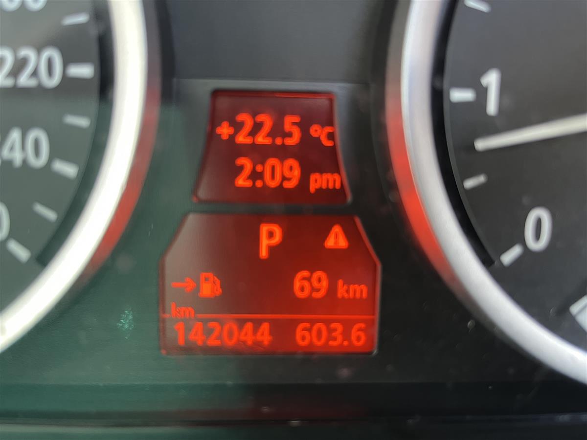 2006 BMW 550i Carousel 8