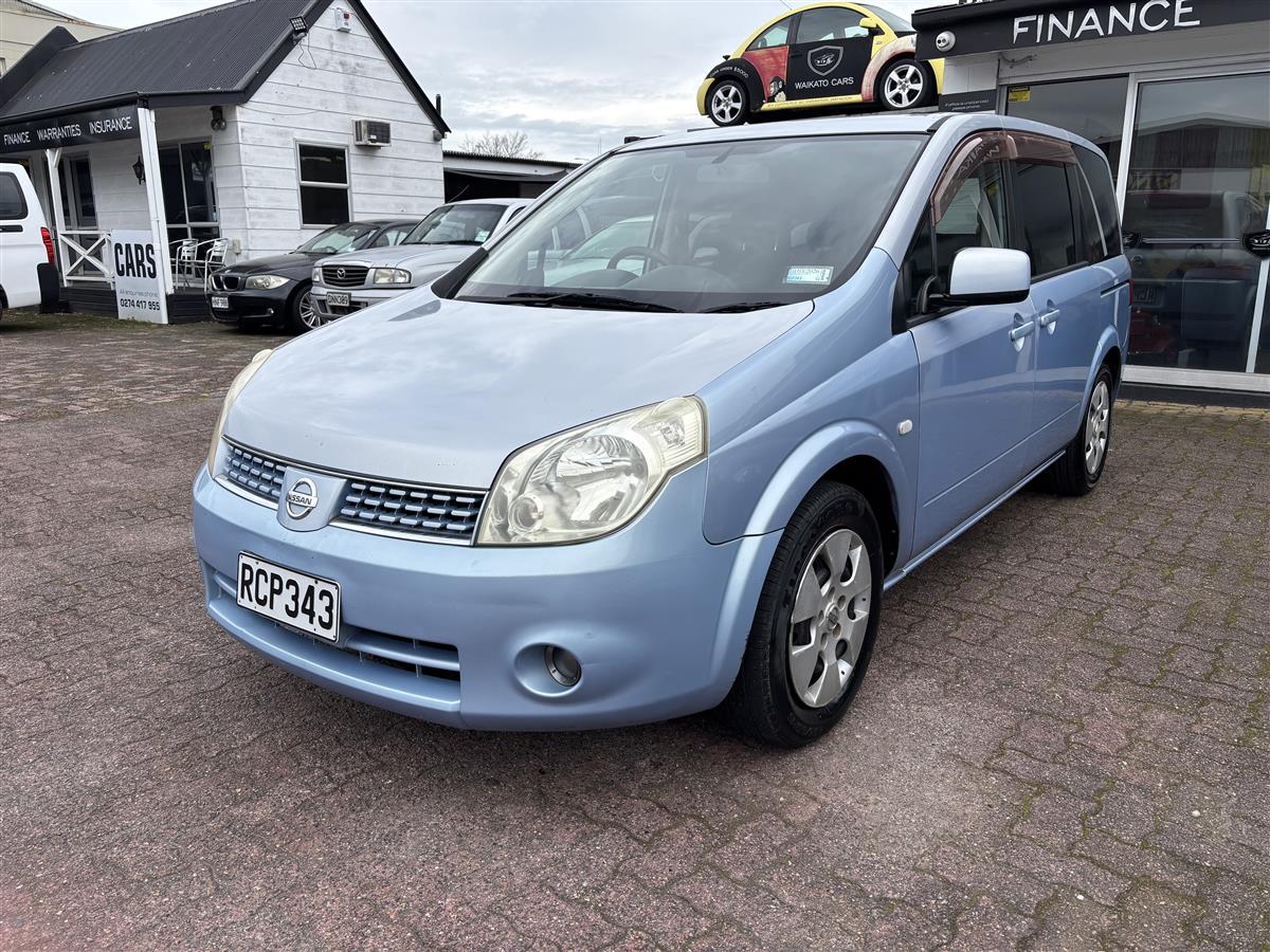 2005 Nissan Lafesta 20S Carousel 1