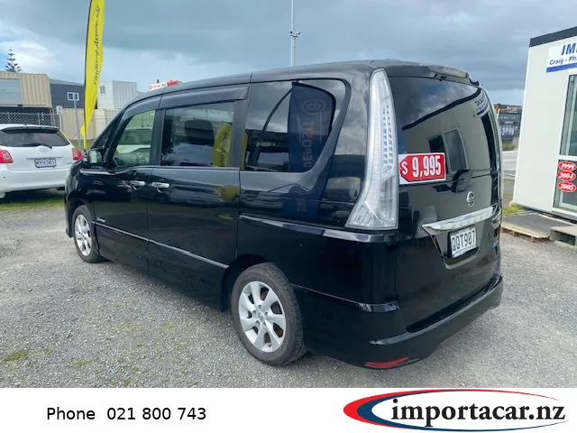 NISSAN Serena Hybrid 2012 Carousel 7