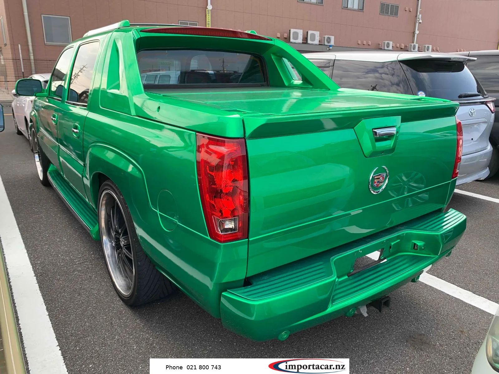 CADILLAC Escalade EXT 2005 Carousel 1