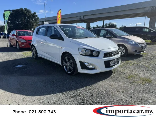 HOLDEN 2015