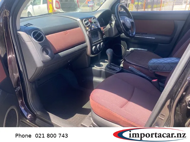 MAZDA Verisa 2008 Carousel 2